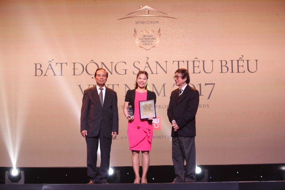 Khang Điền nhận Giải thưởng “Nhà phát triển bất động sản tiêu biểu” năm 2017