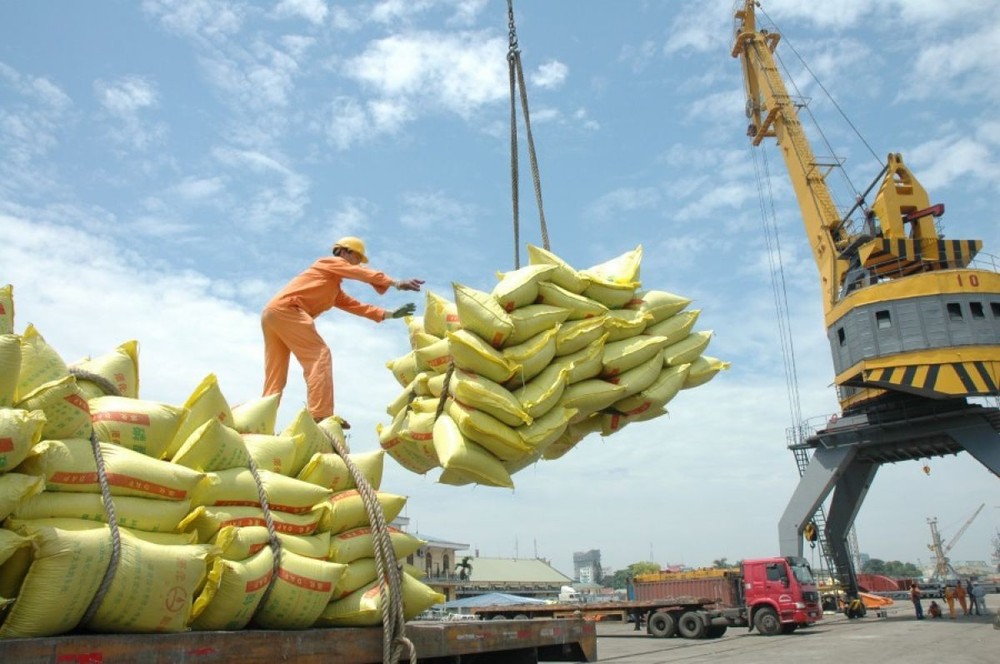 “Đánh bắt xa bờ” bằng FTA, Việt Nam lần đầu có thể thặng dư thương mại hơn 6 tỷ USD