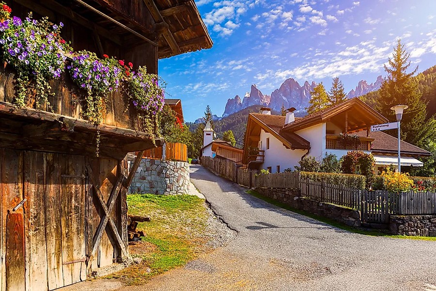 Nhũng ngôi làng đẹp như tranh vẽ trên toàn cầu