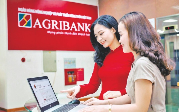Lãi suất tiết kiệm ngân hàng Agribank giảm mạnh trong tháng 7/2023